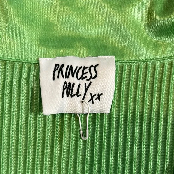 Princess Polly Green Tie Front Bell Sleeve Blouse - Picture 2 of 2